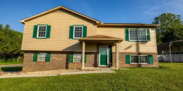 2509 Tamerlane Circle