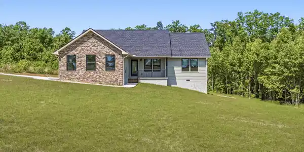 Image 4: Front of House
