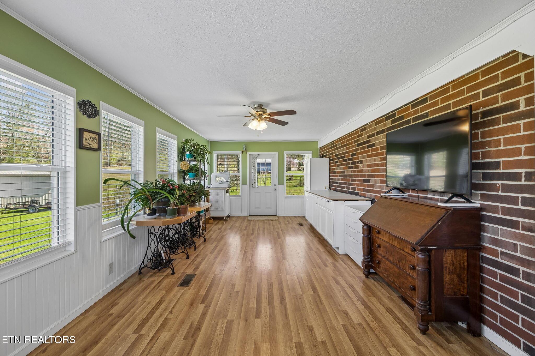 Image 4: 27-704 Pea Ridge Rd - 027