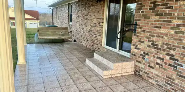 Image 4: Backporch