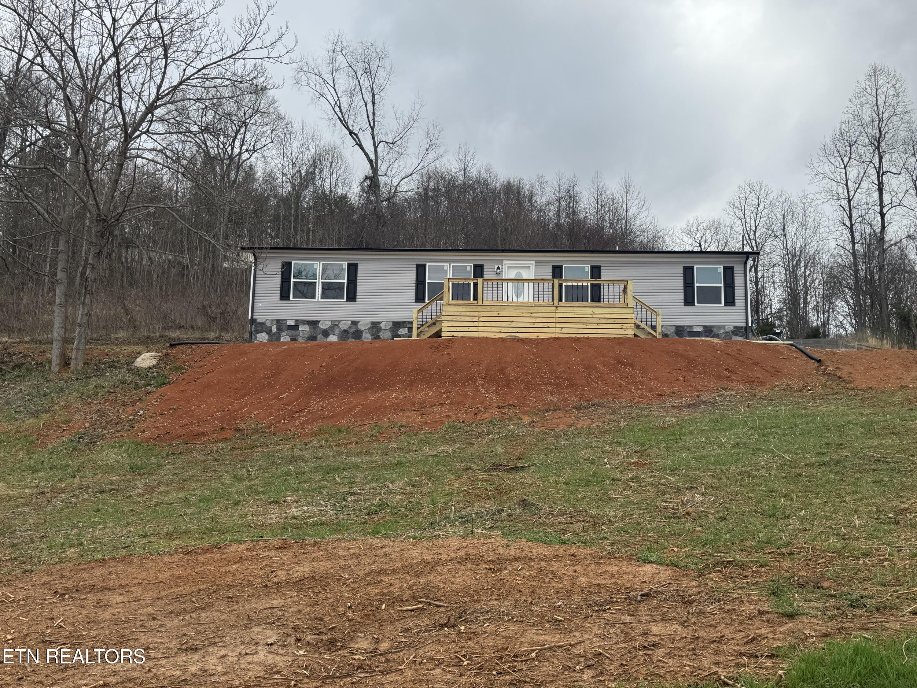 Image 4: 4) 68556-69b17d539bd2e