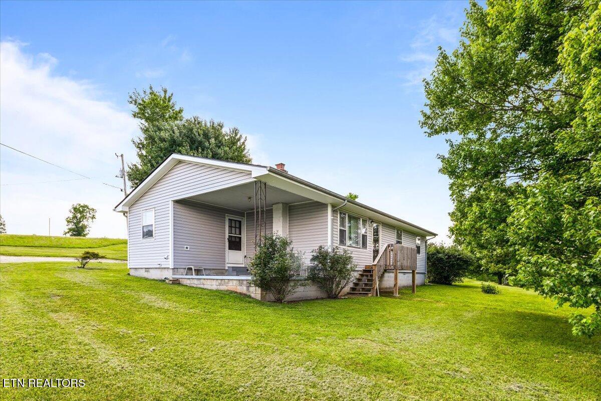 Image 2: 32-3824 Demory Rd