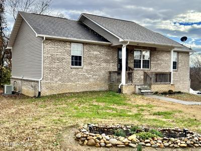 845 Quiet Oaks Way
