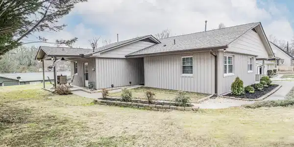 132 Pembroke Rd