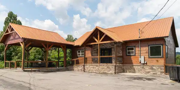 1072 Village Loop Rd