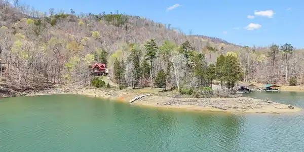 Image 2: 179-web-or-mls-514 bluff view rd - 179