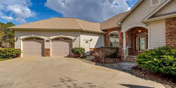 Image 2: Entrance of home