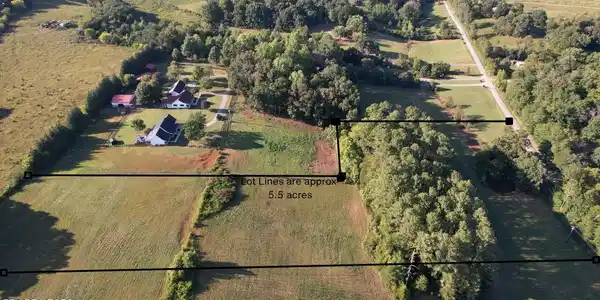 Image 2: Lot Lines are approx 5.5 acres