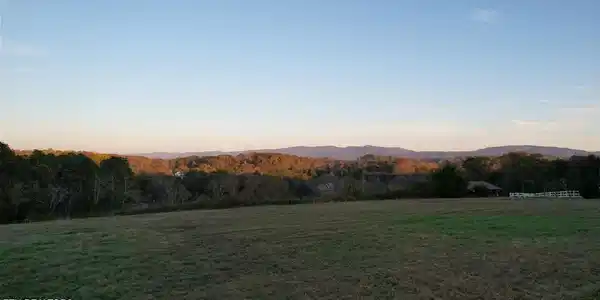 Image 3: Mountain View