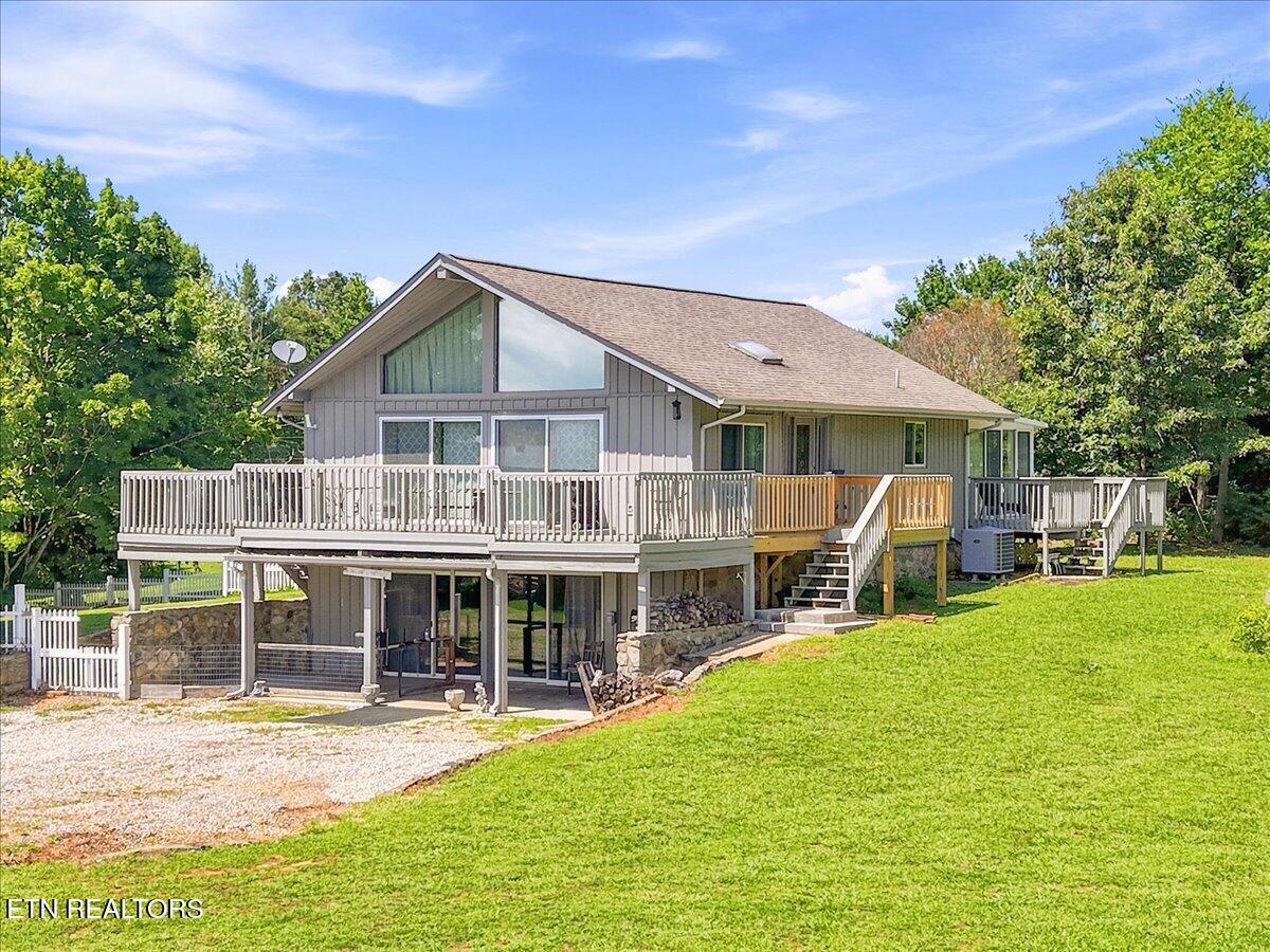 Image 1: 01-1818 Circle Lake Dr 1