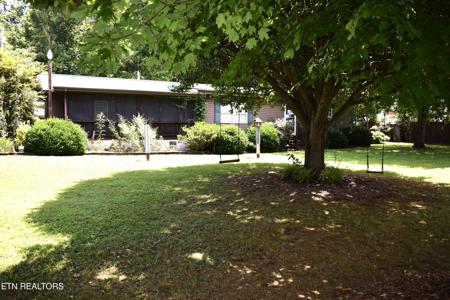 111 Chestnut Circle