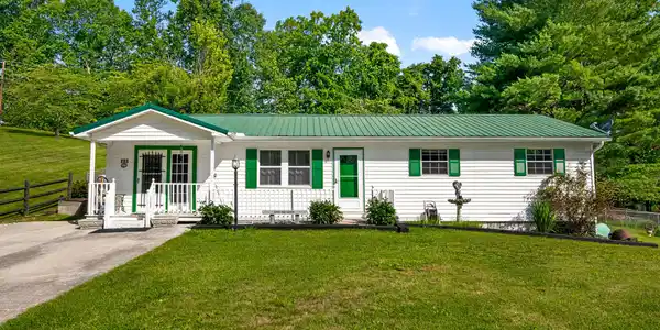 Image 2: 310 hollifield drive-2