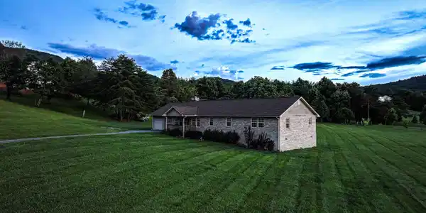 3643 Thomas Cross Rd