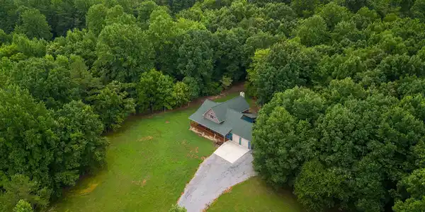910 English Mountain Rd