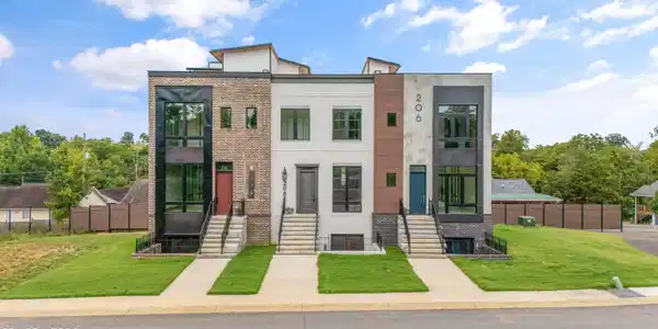 208 Granite Drive