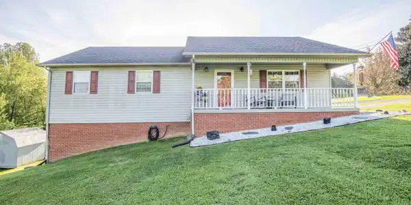 127 Courtney Circle