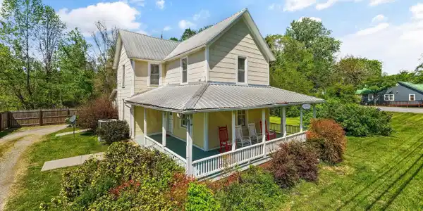 Image 4: Enjoy the Gracious Wrap-Around Porch