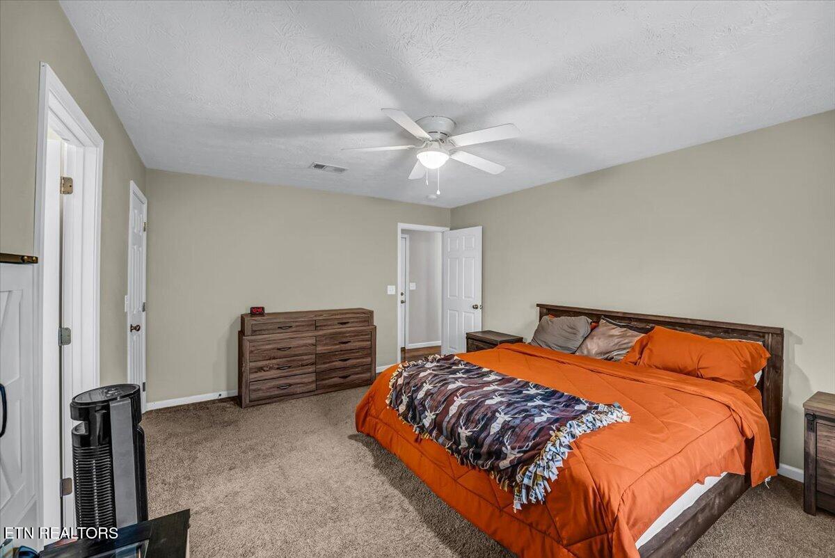 Image 4: 22-Master Bedroom A2
