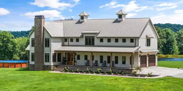 240 John Nitzscheke Rd