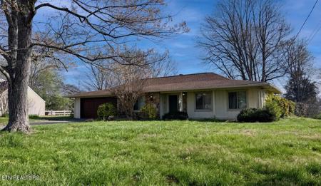 1140 Live Oak Circle