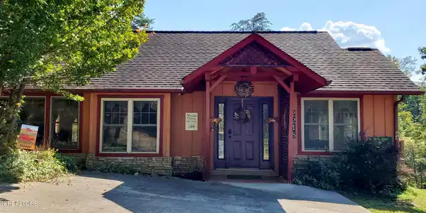 2218 Village Summit Drive