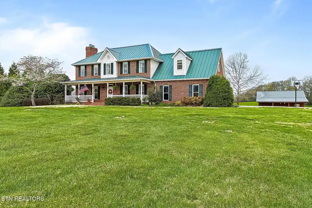 Image 1: 8660 Shackleford ln-818