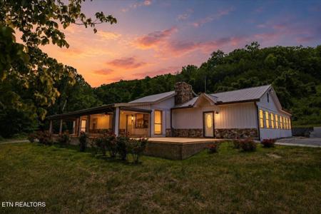 190 Dogwood Rd