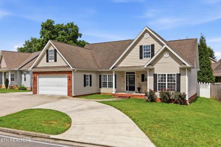 5266 NW Mouse Creek Rd