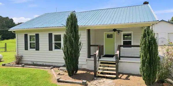 708 New Midway Rd