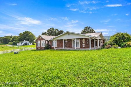 345 Thompson Rd