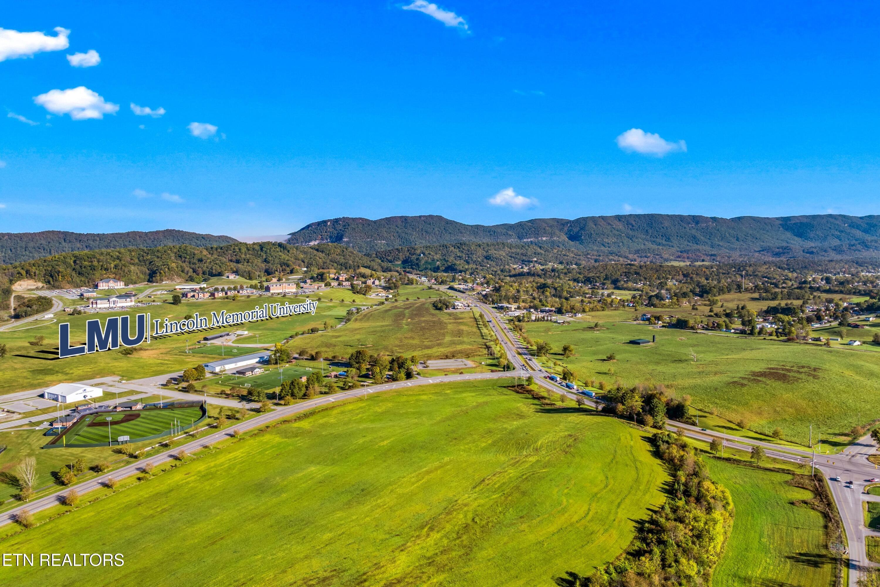 Image 3: 003-CumberlandGapParkway-Harrogate-TN-SM