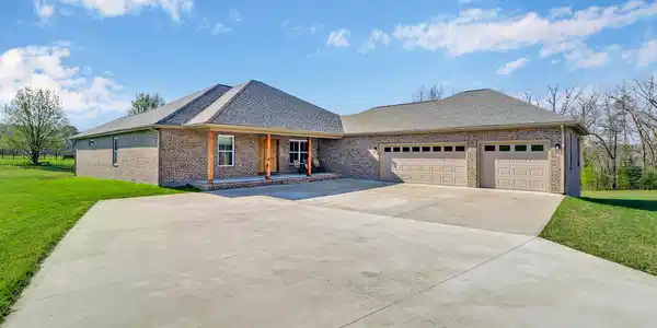 830 Keating Loop
