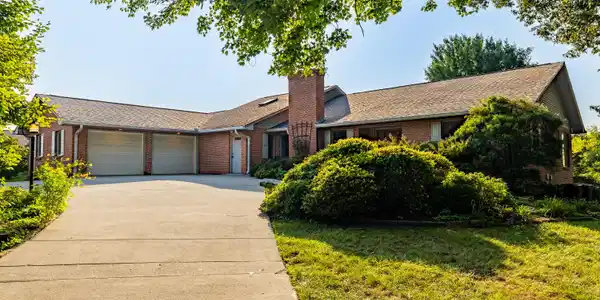 128 N Panoscenic Drive