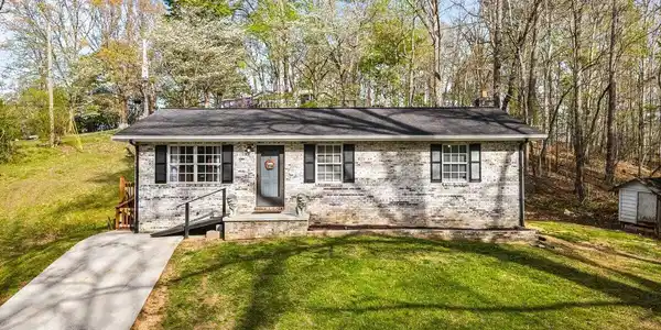 225 Country Way Drive