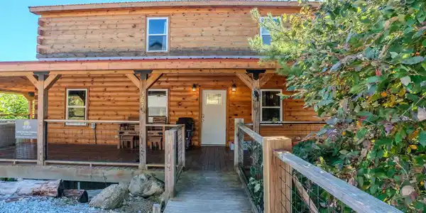 567 Edgewood Drive