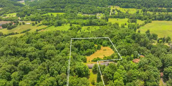 Lot 1 Kodak Rd