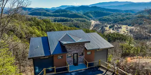 Image 2: DJI_0070-HDR