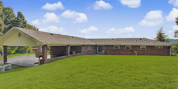 Image 4: 4-web-or-mls-10890-warrensburg-rd