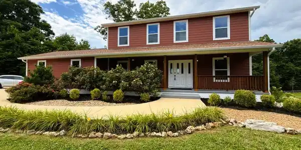 251 Topaz Lane