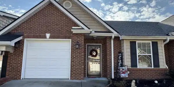 1432 Hazelgreen Way