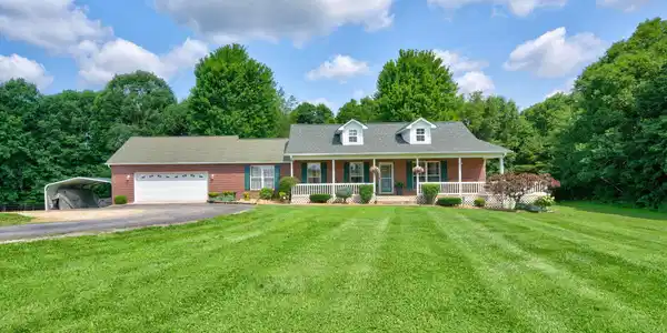 651 Highland Lane