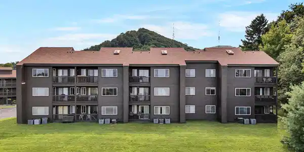 1380 Ski View Drive