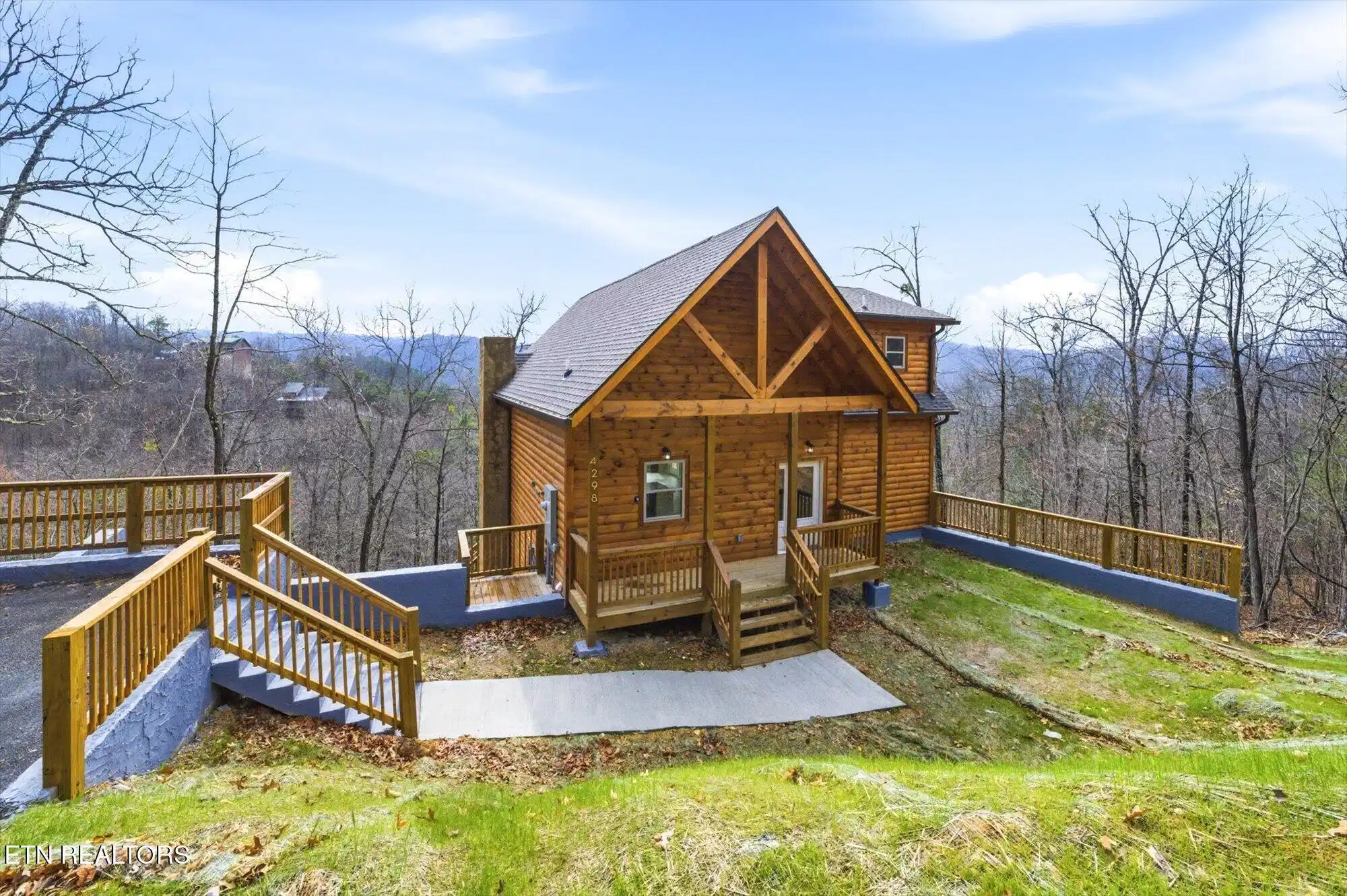 Image 1: 03-4298-Harmony-Hl-Ln-Sevierville-TN-3