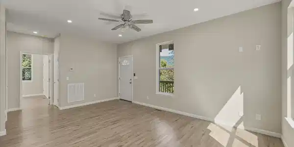 Image 3: 03-Living Room