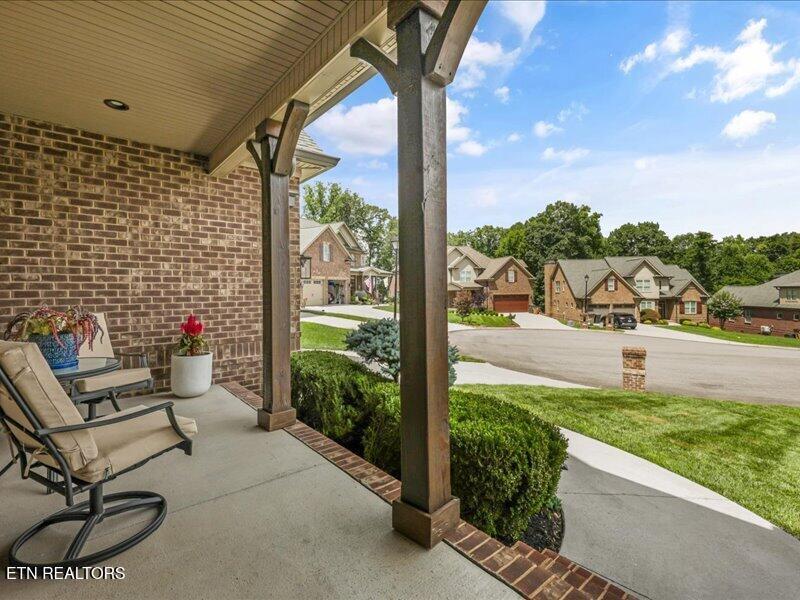 Image 4: 05-605 Blowing Rock Ln 34