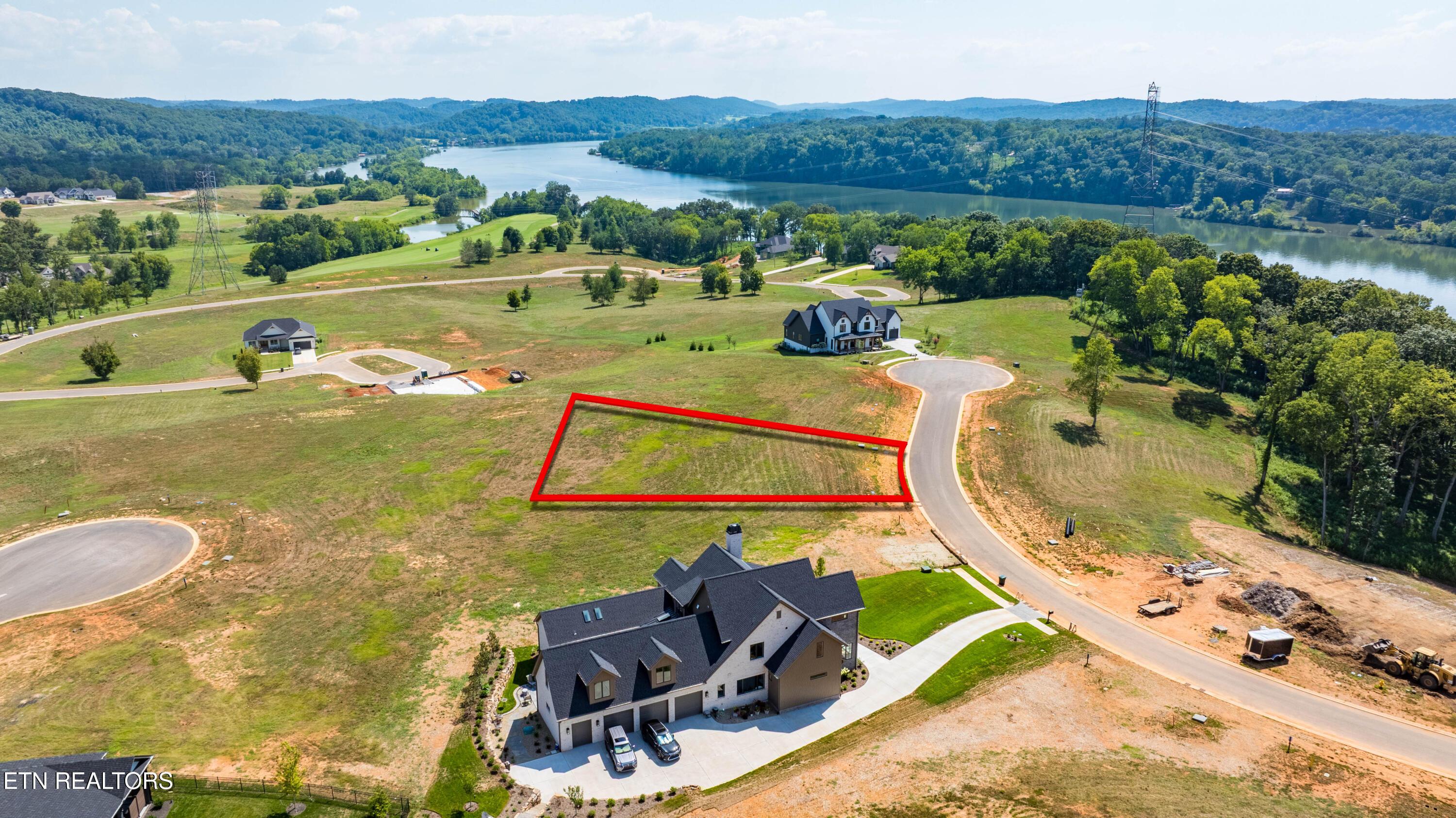 Image 4: 603 Firefly Dr-16