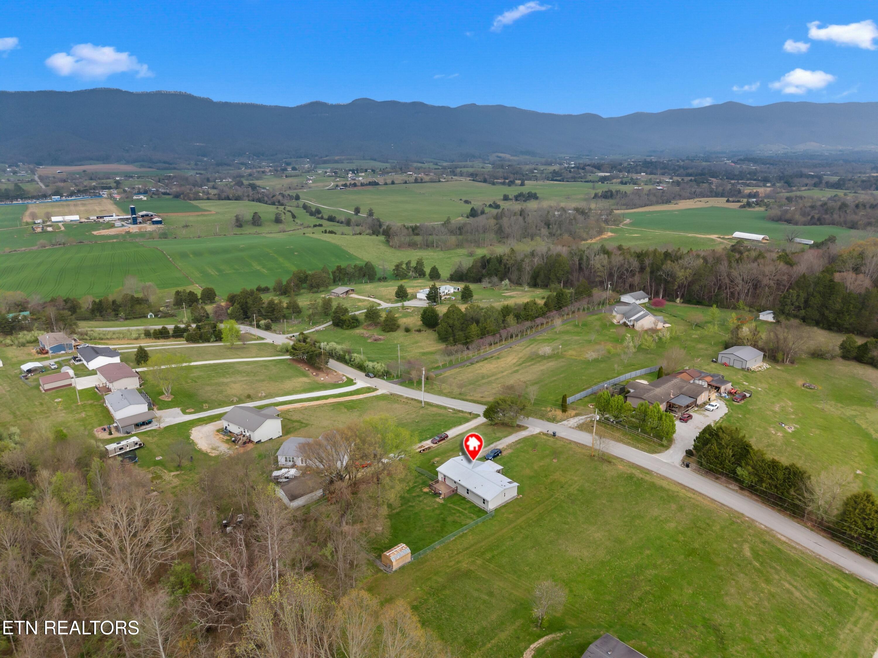 Image 3: 030-242CowanLane-LaFollette-TN-37766-SMA