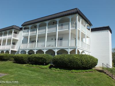 5709 Lyons View Pike