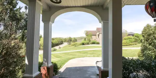 Image 4: Front Porch 3