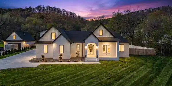 7523 Millertown Pike